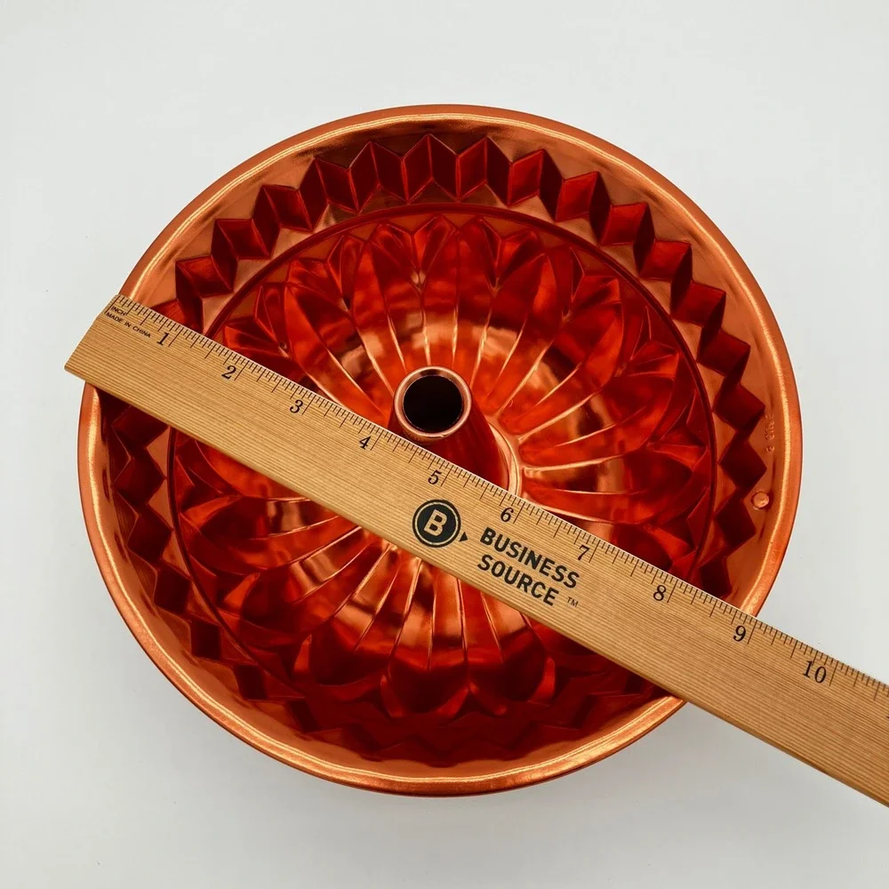 Bundt Cake Pan 8.5in Copper Tone Fluted Geometric Jello Mold Vintage